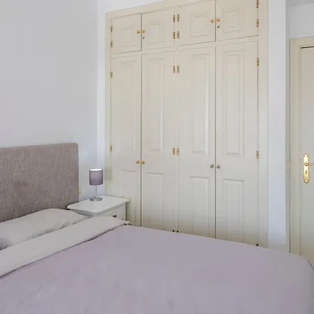 Cozy & Comfy Seaside Retreat In Daire *