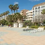公寓 Cozy & Comfy Seaside Retreat In 埃斯特波纳