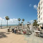 公寓 Cozy & Comfy Seaside Retreat In 埃斯特波纳