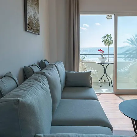 Appartement Cozy & Comfy Seaside Retreat In Estepona