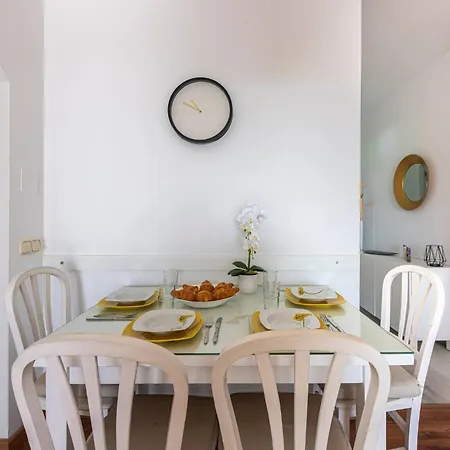 Cozy & Comfy Seaside Retreat In 埃斯特波纳