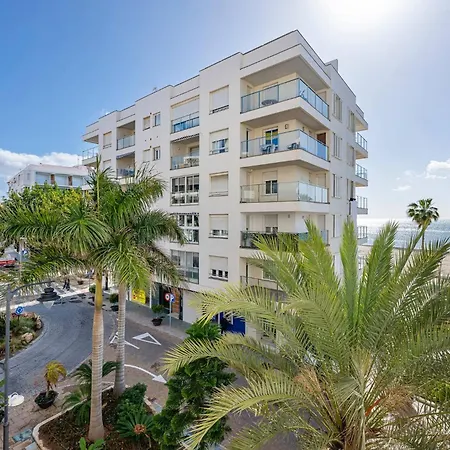 Cozy & Comfy Seaside Retreat In Appartement Estepona