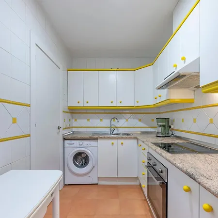 Appartement Cozy & Comfy Seaside Retreat In Estepona