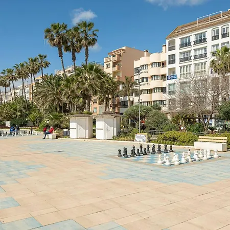 Appartement Cozy & Comfy Seaside Retreat In Estepona